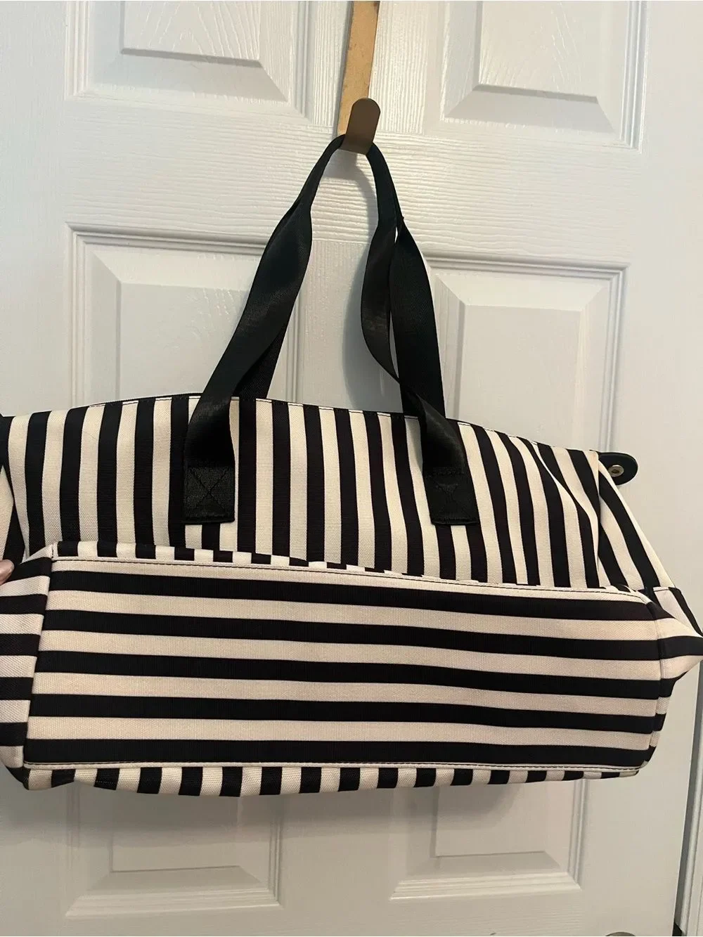Alice + Olivia chic timeless